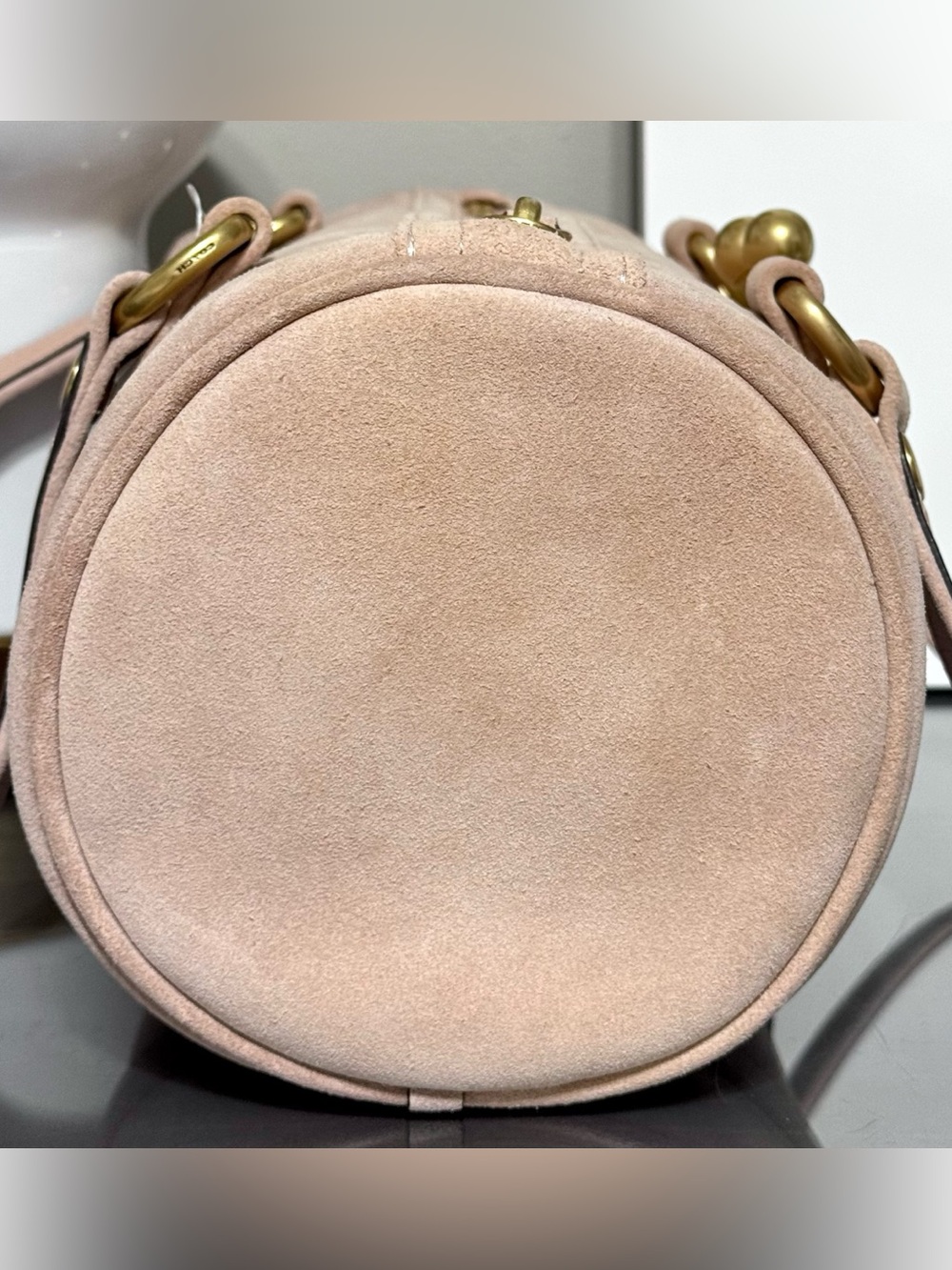 COACH Kisslock Medium Suede Barrel Bag, NUAGE - Picture 4 of 9